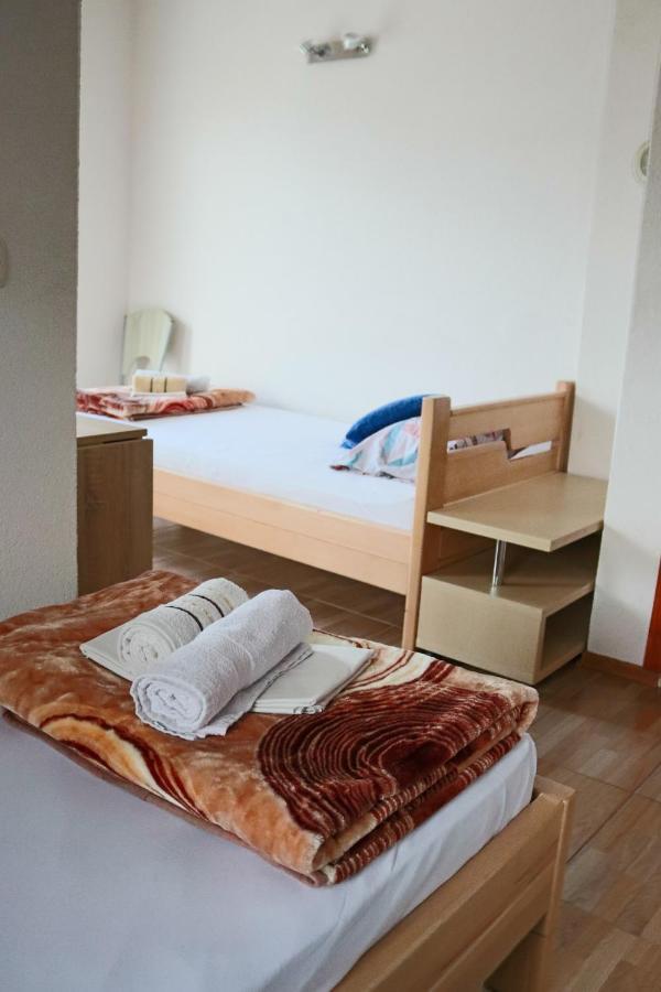 Big Mama'S Apartments كونييتش المظهر الخارجي الصورة