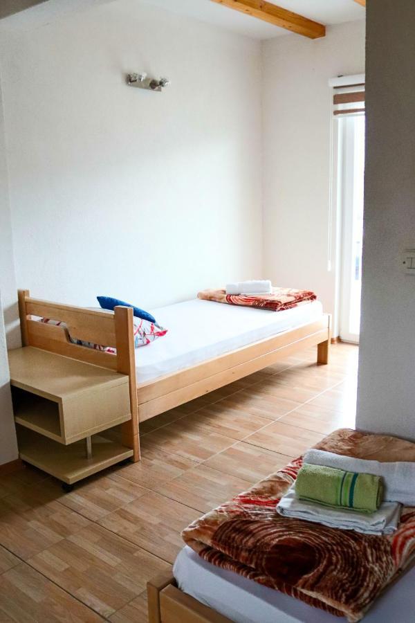 Big Mama'S Apartments كونييتش المظهر الخارجي الصورة